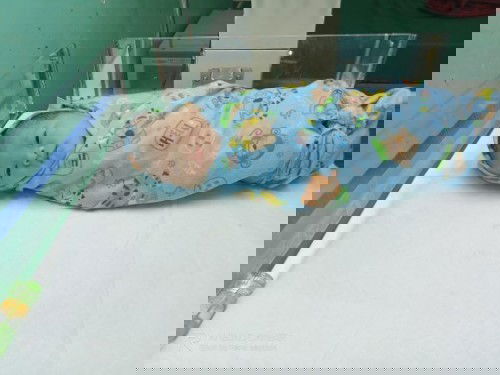 lahir di 37week 5hari