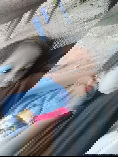 น้องอายุ1ปี2เดือนแล้วแต่น้องยังไม่เดินเลย มีแต่ยืนแต่ไม่ยอมเดิน แม่ๆช่วยแนะนำหน่อยค่ะว่าจะต้องทำยังไ