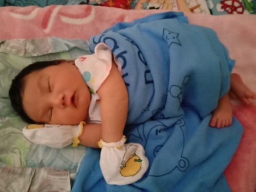 อายุ 6 วันคับ 👶❤️