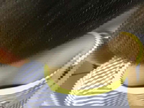 ลูกตกลงมาเอาหัวลงก่อน ทำไงดีคะ?