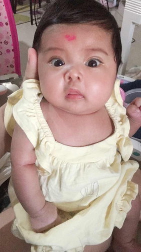 1 month old baby girl 🦋