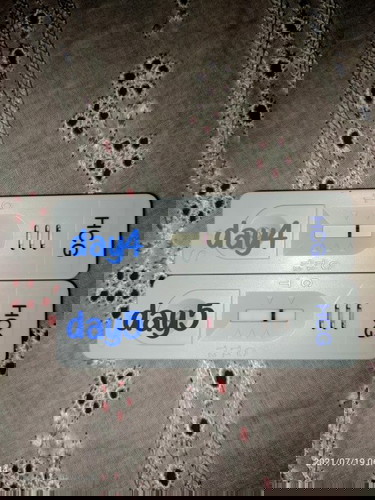 2ขีดจางๆพอลุ้นไหมค่ะ