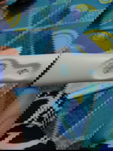 Test pregnancy