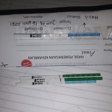 Tespek 2 garis samar sblum haid dn garis 1 sesudah telat haid kenapa??