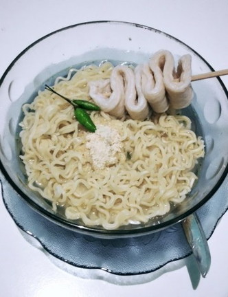 Lapar di Tengah Malam