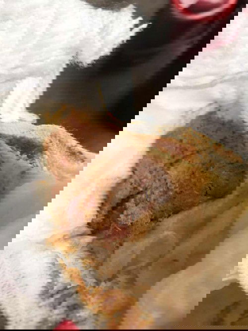 สีแดงแดงนี่คืออะไรหรอคะ