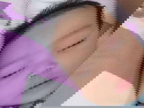 Anak jatuh emak gemteran