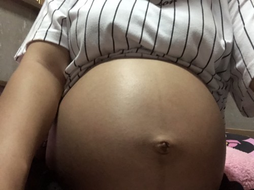 36 สัปดาห์แล้ว ตอนนี้โควิดระบาดหนักมาก มีแม่ๆคนไหนตัดสินใจกลับไปคลอดที่บ้านเกิดไหมคะ ส่วนตัวแม่ทำงานที่พื้นที่เสี่ยง ตัดสินใจไม่ถูกเลย