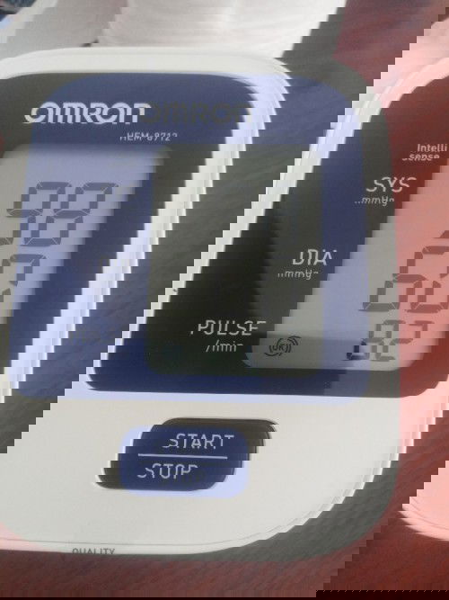 Thai nay 34w cứ hây mỏi 2 vai gáy nhức đầu ù tai mình đo huyết âp là 98 có lúc 94 có tụt huyết áp k