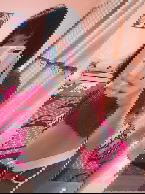 17wเเล้วจ้า เเม่ๆท่านไหนลูกดิ้นเก่งโดยเฉพาะหลังกินข้าวอิ่มจ้า🥰😅 บ้านนี้น้องดิ้นเก่งมากค่ะ