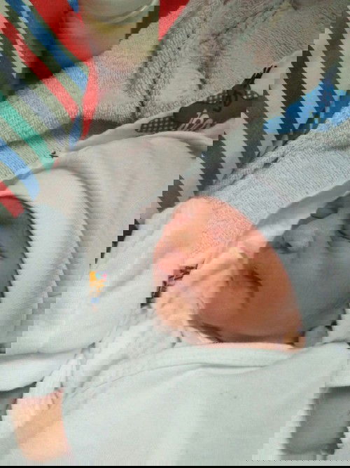 Meet my bundle of joy💜