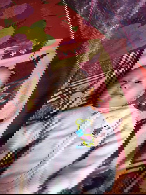 Day 1 . Giọt sữa mẹ đầu tiên cho con 
( MN vote tương tác bài qua lại cho em với ạ)