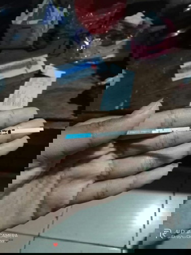 Asalamualaikum bunda mau tanya . Saya tes kehamilan garis dua tapi yang 1 smar itu gimana yaa bun??