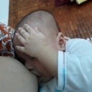 Chào mừng ngày quốc tế mẹ cho bé ti