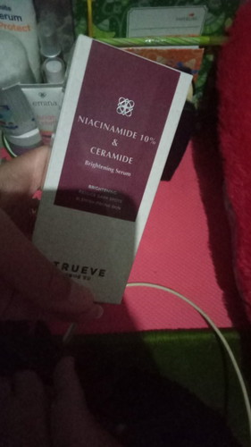 mau tanya donk ibu hamil boleh gk pake serum trueve .aman atu gak..