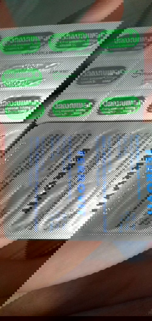 Các mon cho mình hỏi dịch bệnh ko đi lấy thuốc bs để uốn mình đi mua 2 loại này về uốn được ko