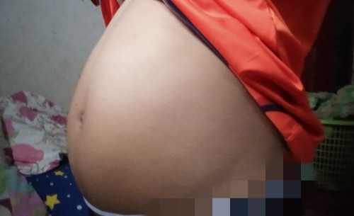 "ท้อง34w4วัน"ยังงไม่รู้เพศเลยยจ้า
ท้องแบบนี้แม่ๆว่าหญิงหรือชายค่ะ
ทายเล่นนๆได้น่ะ ไม่ดราม่าน่ะค่ะ