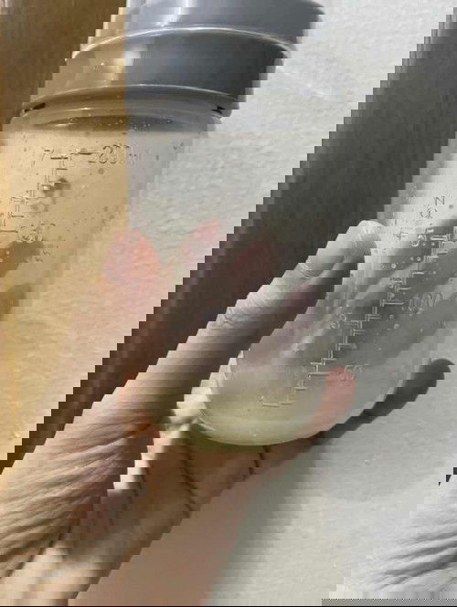 Asi sedikit, karna kuning takut dehidrasi jadi terpaksa dikasih sufor , sekarang baby bingung puting, gimana ya bun?