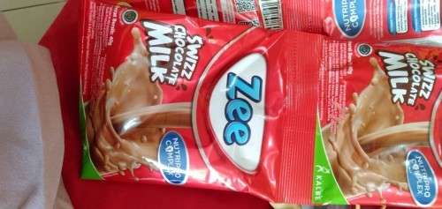 Mom boleh gak ya minum susu zee waktu hamil?