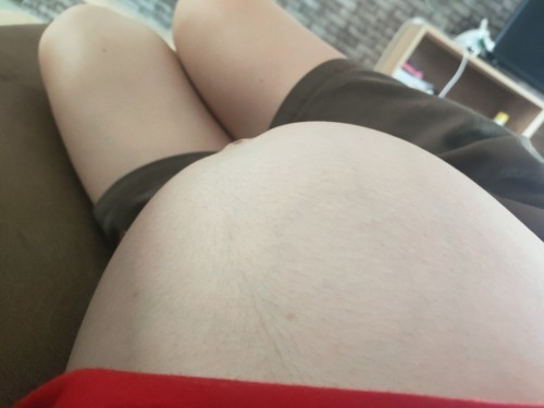 แม่ๆท่านใดท้องได้7เดือน แล้วมีอาการท้องแข็งบ่อยๆ แถมลูกดิ้น