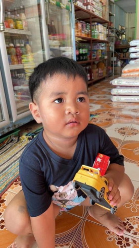 น้องสเกลปัจจุบัน 2ปี5 เดือนแล้วครับ