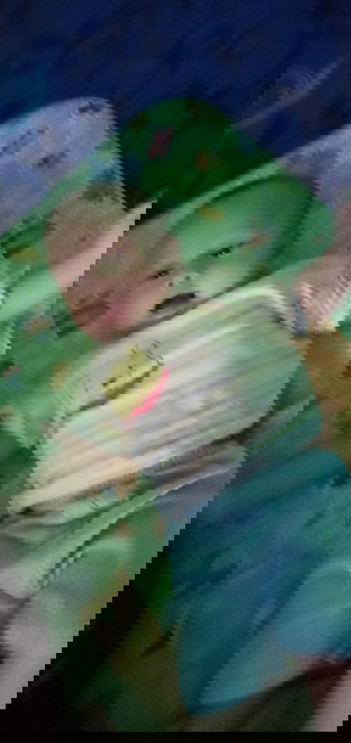 Bun saya mau nanya obat batuk yg alami anak usia 5 bln apa y bun