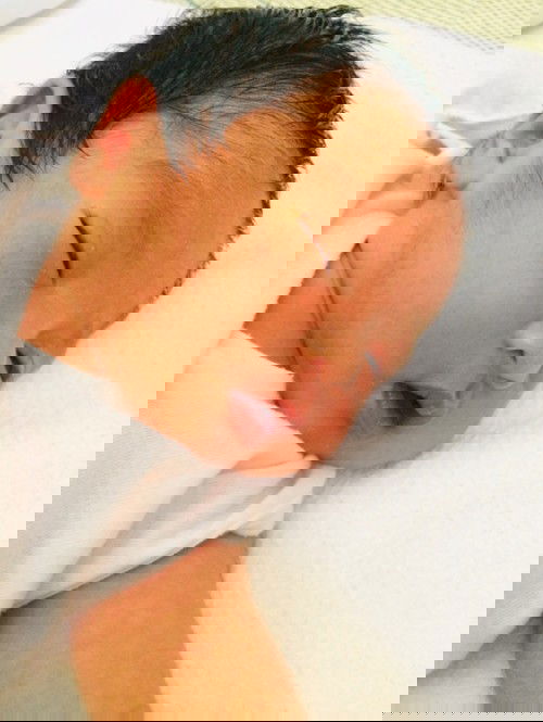 Human pacifier ni baby.