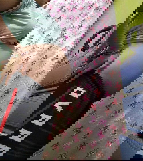 Ask ko lang mga momsh di pa nmn po masyadong ganun kababa po ba ?o sakto lng?Sept 23 po EDD ko po .