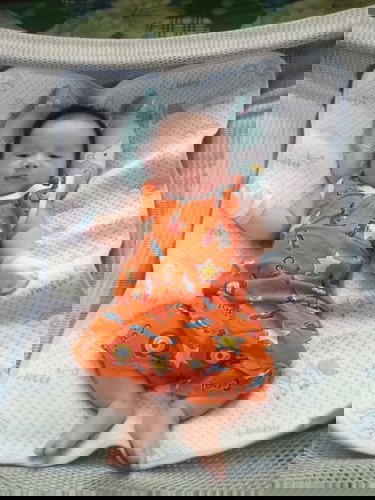 Nuôi con