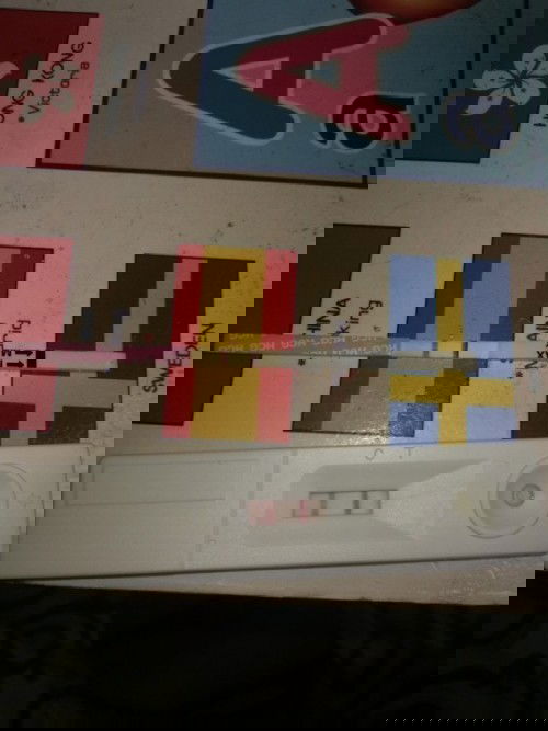 พอดีประจำเดือนไม่มา15วันเจ้บท้องซ้ายสลับขวาเลยซื้อมาตรวจเล่นๆขึ้นแบบนี้แปละว่าท้องใม่ค่ะ