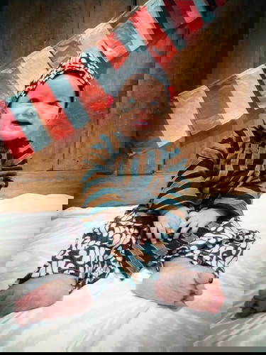 Hai Bunda, mohon bantuan Love nya yaa