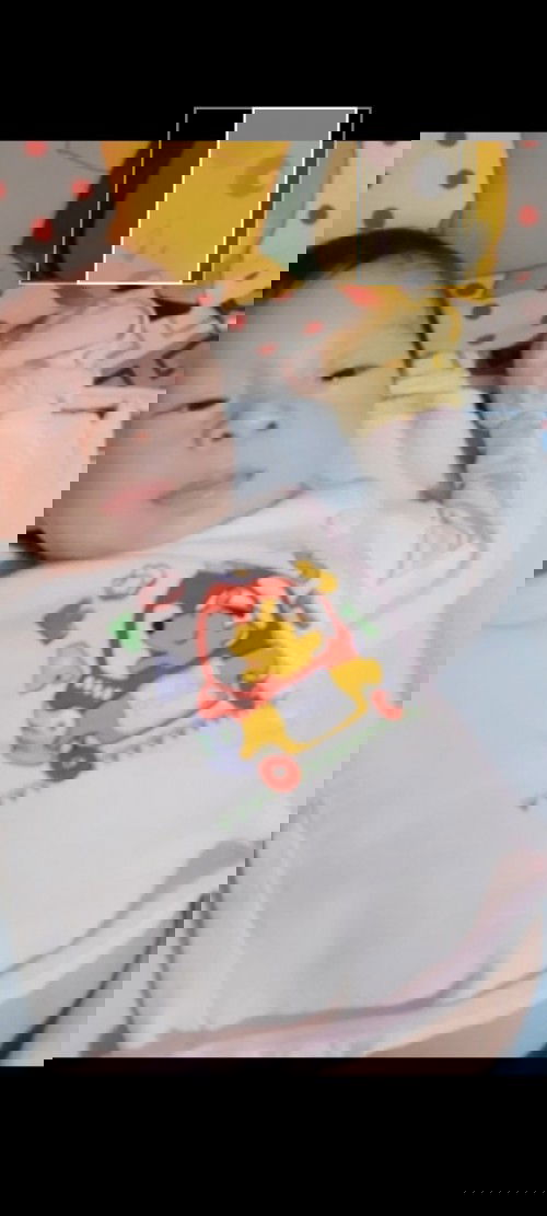 Sữa em giờ đủ cho cu ti rồi mn ạ