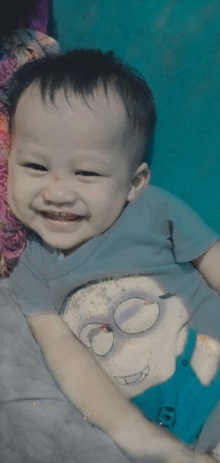 Siapa yang memberi nama anak bunda