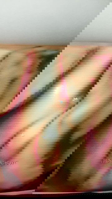 Minta pendapatnya dong bunda"😊