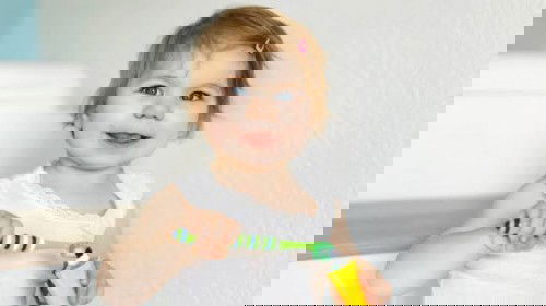 Pasta Gigi Anak yang Berflouride atau Non Flouride??