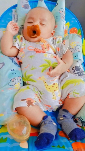 Empeng dan dot bikin bingung puting😫😫