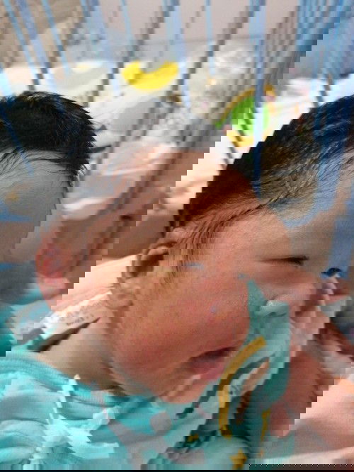 ผื่นแบบนี้แม่ๆท่านอื่นทำยังไงให้หายค่ะ