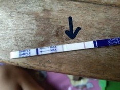 ถามเเม่ๆหน่อยค่ะ ประจำเดือนขาด 15วัน ตรวจตอนเช้า เเล้วขึ้น1ขีด เก็บไว้หลายวันเอาออกมาดู ขึ้น2ขีด