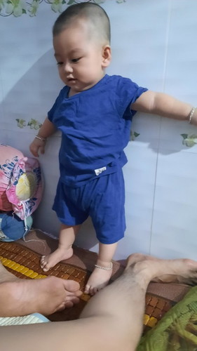 Bé 9 tháng mấy m cho ăn ngày mấy cử cháo vậy