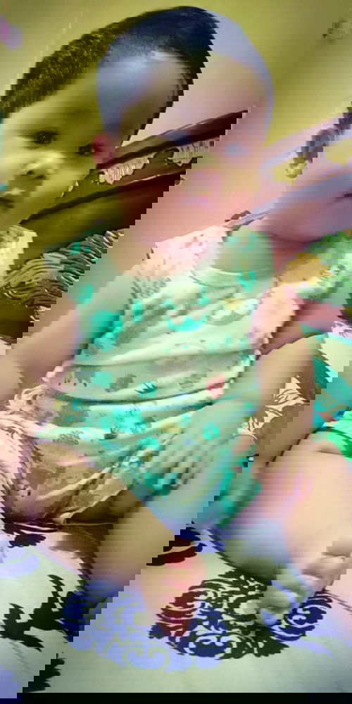 Bayi 10 bulan bb 12 kg