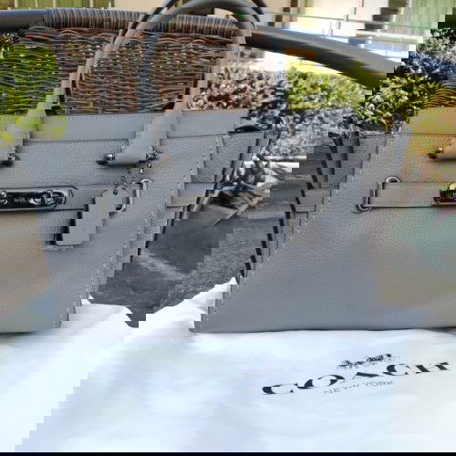 Monggo kalo berminat