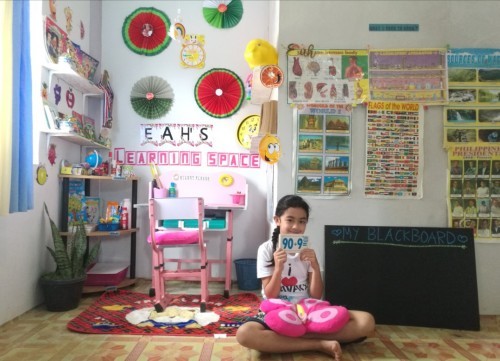 My daughter home.leaening space