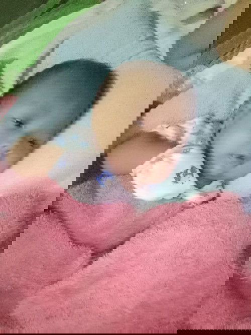 แม่ๆๆคนไหนตัดเล็บแร้วถอดถุงมือแร้วบ้างค้ะ ยังไม่ถึง1เดือน😊