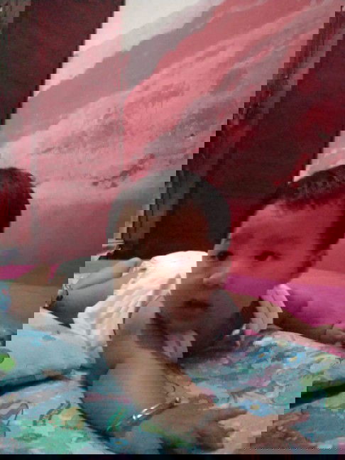 Kapan bayi bisa merangkak dan duduk sendiri .. 
Umur berapa biasanya ..