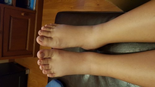 มีใครเท้าบวมหลังผ่าคลอดบ้างคะ