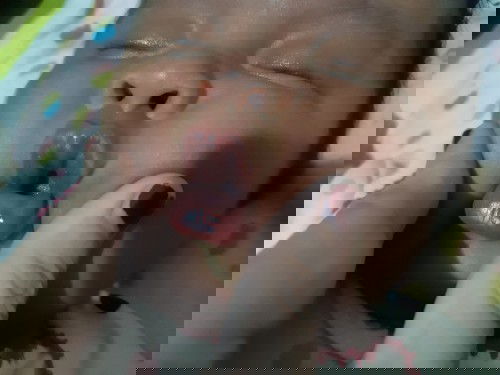 BLACK SUMTHING SA LIPS NI BABY