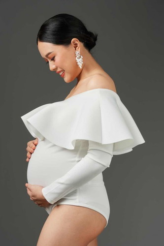 ส่งต่อชุดถ่ายแบบตั้งครรภ์ 600