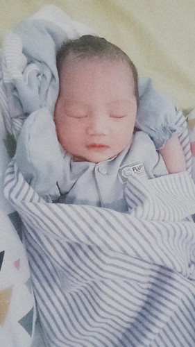 tabarkallah,alhamdulillah telah lahir putri pertama kami,secara normal