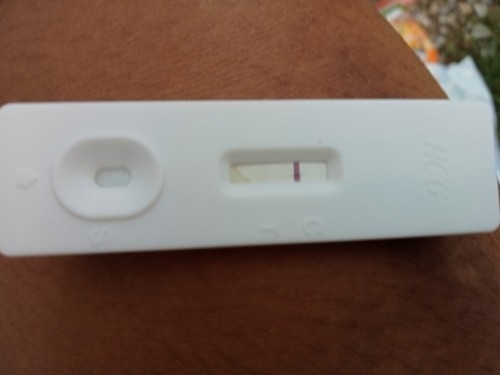 แม่ๆเห็นกี่ขีดค่ะ ท้องหรือป่าวค่ะ ประจำเดือนขาด 10 วันแล้วค่ะ