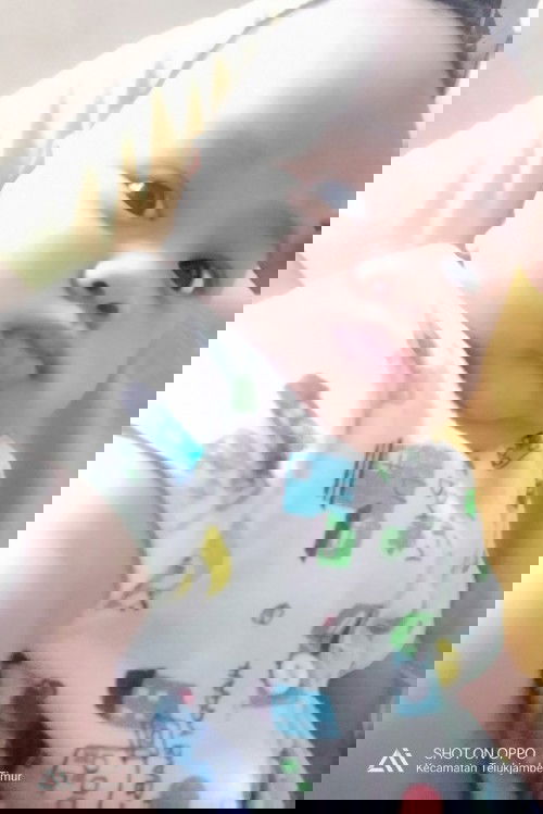 Usia ku genap 2 bulan
BB ku 6 kilo 9 ons bunda..
Pj ku 57 cm..😍
Alhamdulillah sehat